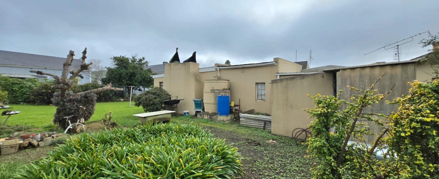 5 Bedroom Property for Sale in Riviersonderend Western Cape
